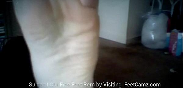  Gorgeous Feet Teasing on Webcam